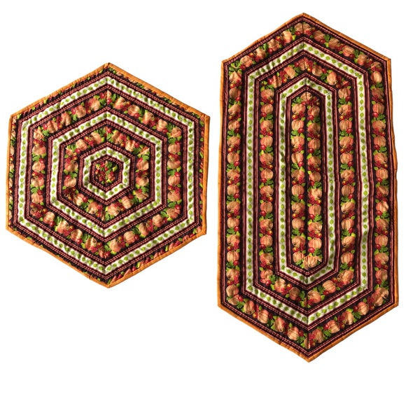 Thanksgiving Table Runner and Pumpkin Place Mat Hand Quilted Set of 2 - Picture 2 of 8